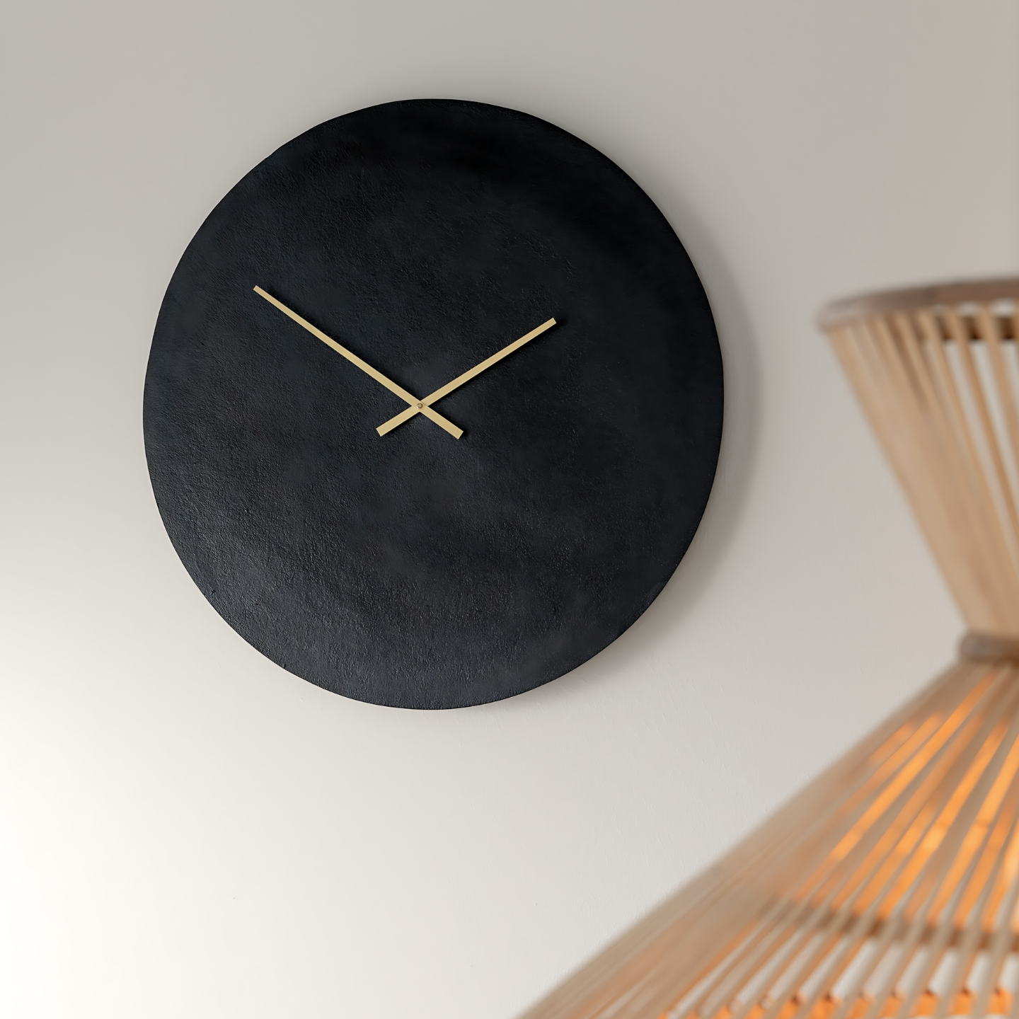 Design Wandklok Zwart Metaal Ø 38 cm Sfeerfoto
