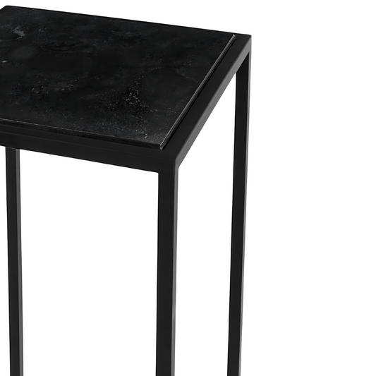 Hoge Bijzettafel Zwart Marmer Blad Detail