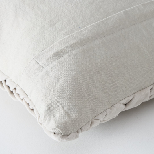 Beige Sierkussen Velvet 45x45 Achterkant