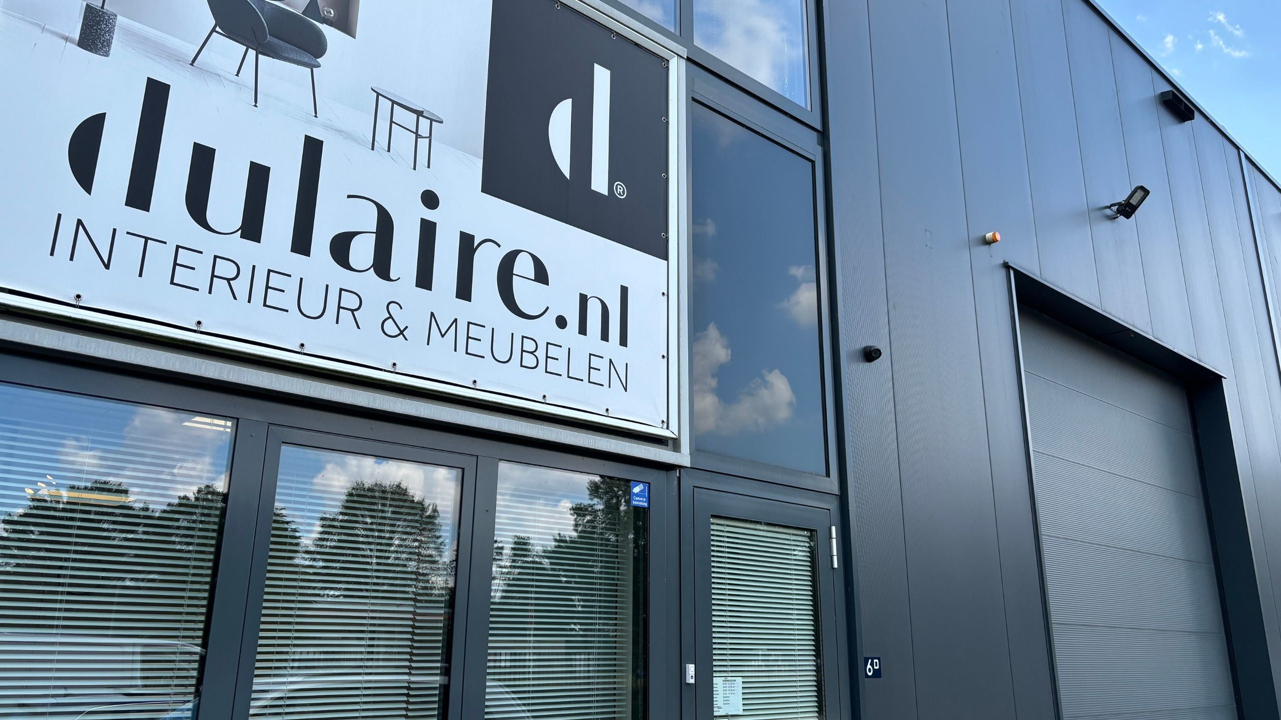 Video laden: Dulaire Bedrijfsvideo - Luxe Woonaccessoires &amp; Meubels - Online Woonwinkel