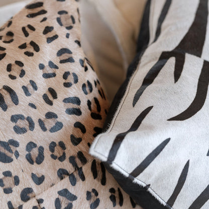 Luxe Sierkussen Zebra Print 45 x 45 Sfeerfoto